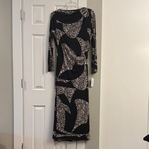 Elegant Black and Cream Patterned Maxi Dress NWT.  Size 16